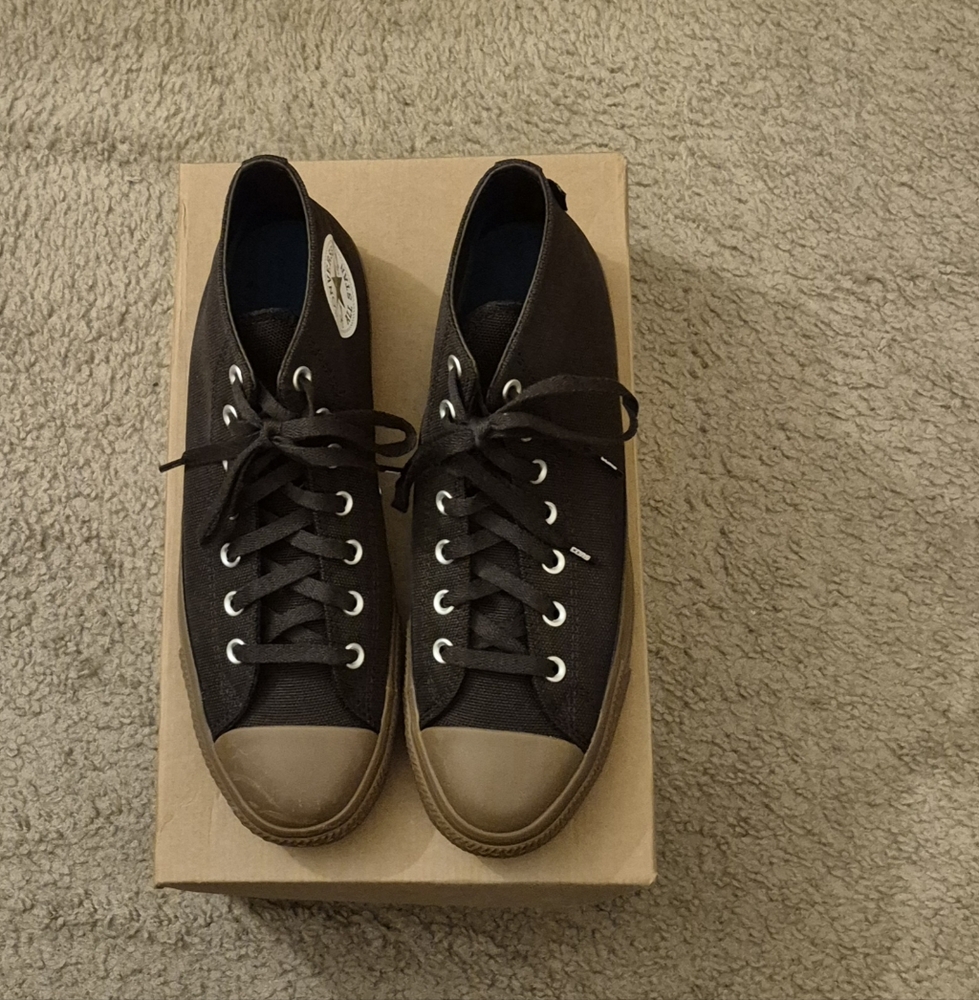 Converse Black Sneakers Classic Canvas Design